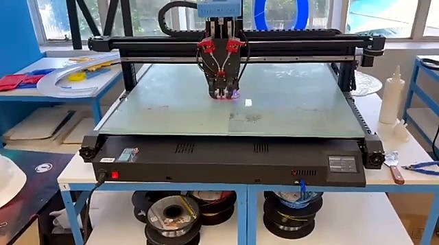 Wide: dual-extruder gantry + large bed + front LCD (SKU ask)
