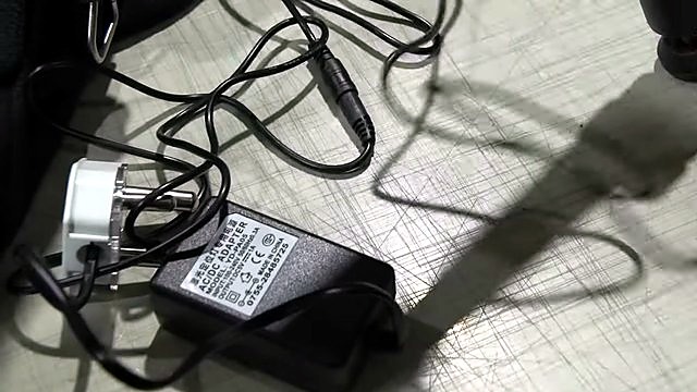 Kit 5V DC power brick + plug (SKU ask)