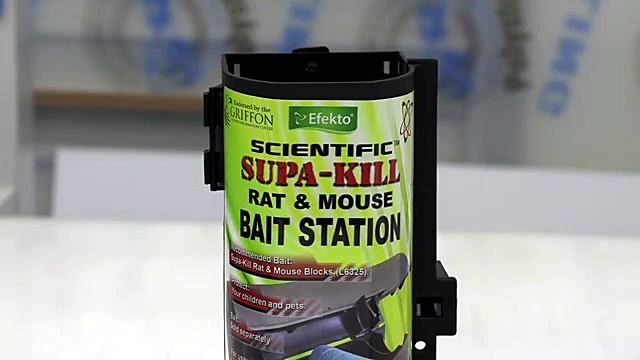 Finished Efekto Scientific SUPA-KILL bait station with applied label (SKU ask)
