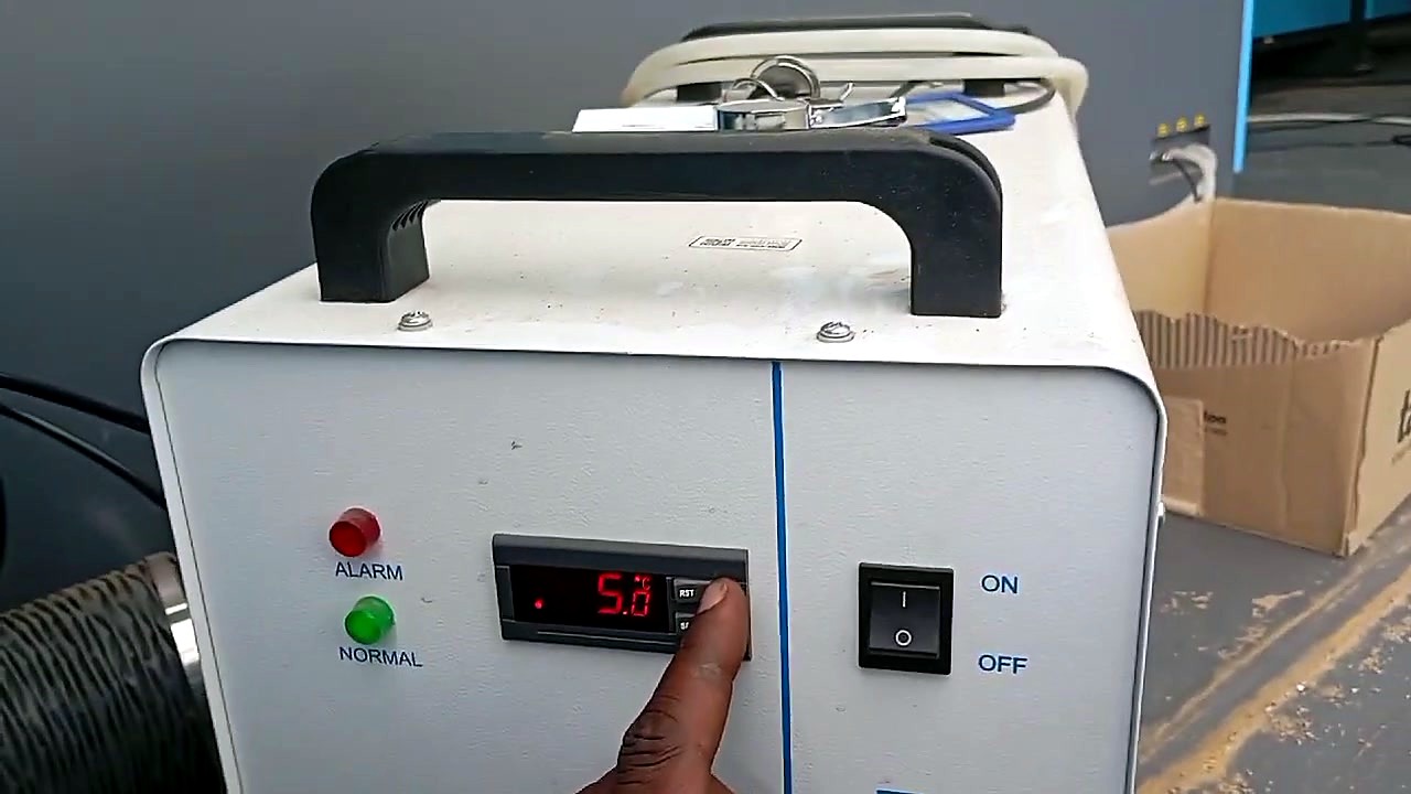 Hand adjusting setpoint value on controller (SKU ask)