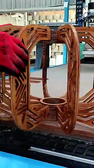 Assembled spherical wooden rib-cage fixture