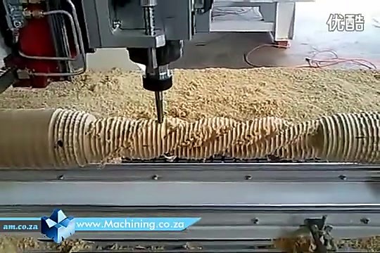 Rotating column covered in softwood shavings (SKU ask)