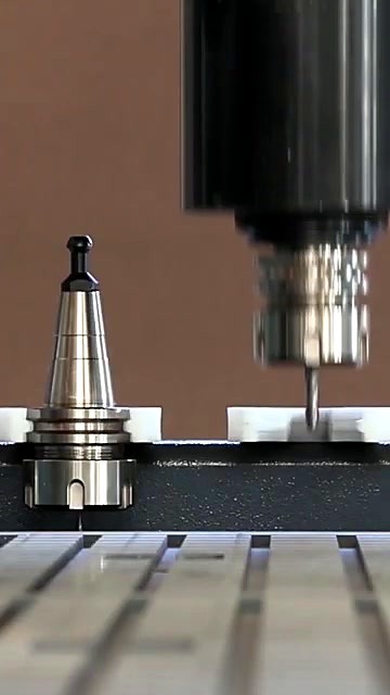 Spindle descending into ATC magazine tool-change (SKU ask)