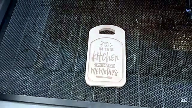 Finished kitchen MEMORIES plaque engraved (SKU ask)