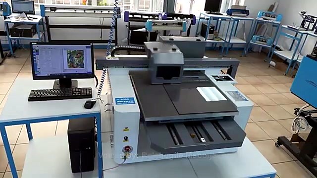 CLEAR FlatPRINT 6090 AM.CO.ZA body label in showroom B-roll (SKU ask)