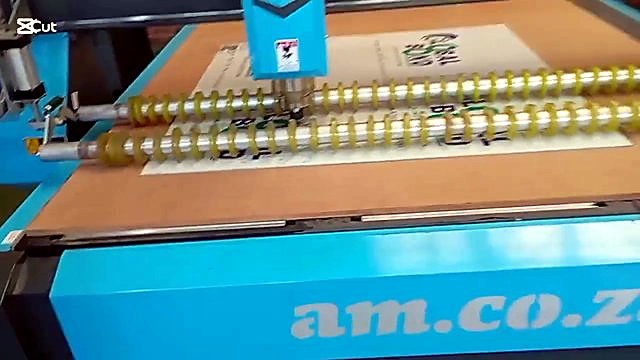 am.co.za blue chassis + dual rollers over GLOBAL BOND sheet (SKU ask)