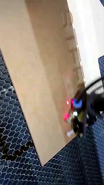 Red-dot head over blank sheet on honeycomb (SKU ask)