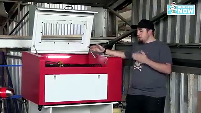 CLEAR red/white mid cabinet CO2 lid open (SKU ask)