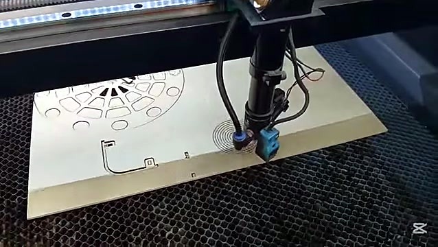 Head on rail + LED + honeycomb engraving (SKU ask)