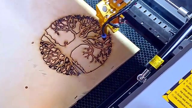 Gold head mid tree engraving on wood (SKU ask)