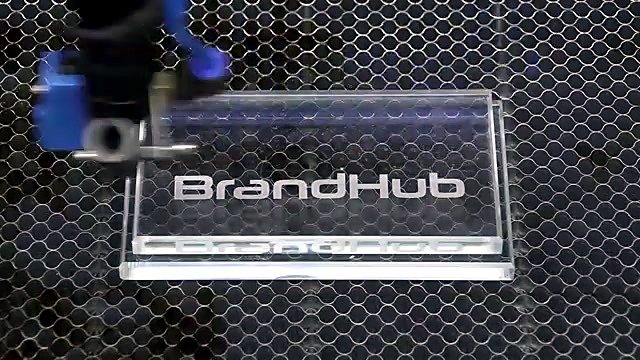 BrandHub mid engrave (SKU ask)