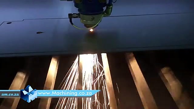 Heavy sparks through slatted bed low angle (SKU ask)