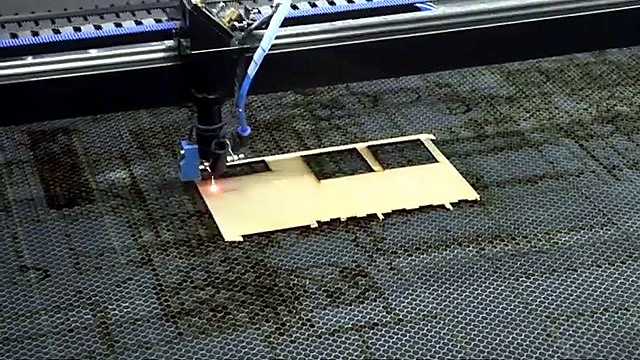 Honeycomb CO2 cutting multi-slot USB jig (SKU ask)