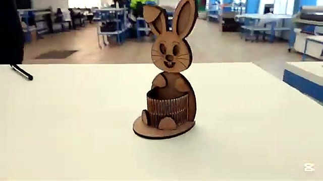 Assembled bunny pen holder finished (SKU ask)