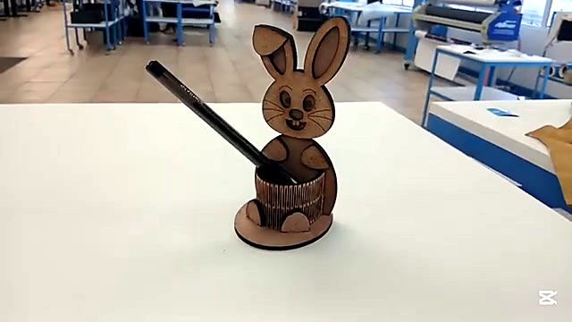 Bunny holder with pen in showroom (SKU ask)