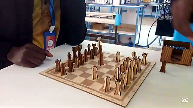 Finished slotted plywood chess set (SKU ask)