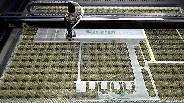 CO2 cutting clear acrylic honeycomb (SKU ask)