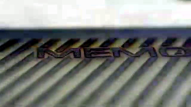 Hatch engraving MEMORIES on lid (SKU ask)