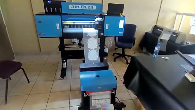 CMYK/W tanks and white ink circulation on F-DTF/600