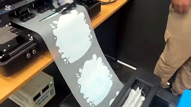 Carriage / white underbase print mid-pass (SKU ask)