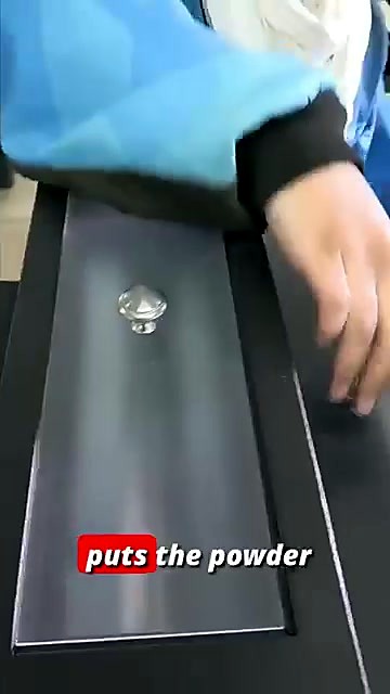 Powder reservoir lid + chrome knob — puts the powder (SKU ask)
