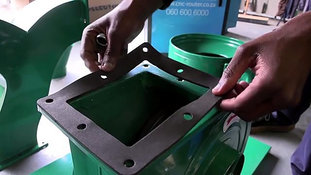Green collector flange + black gasket; cnc-router.co.za panel (SKU ask)