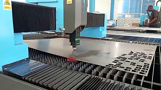 Precision head height control on RAYCUT