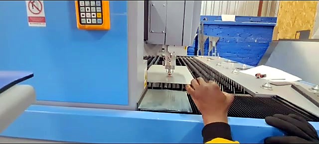 Fiber head over metal sheet (SKU ask)