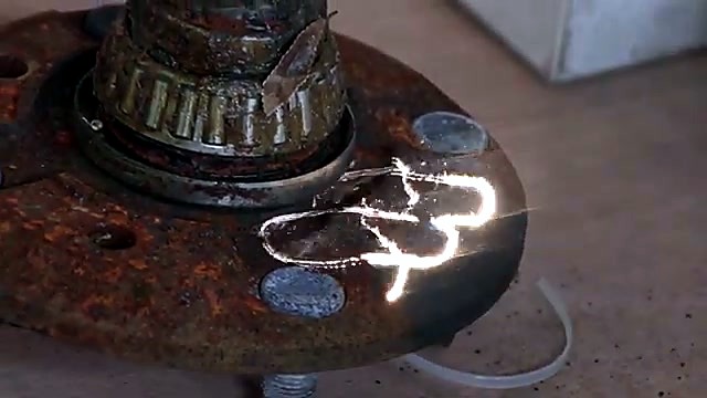 Rust scribble clean on wheel hub flange (SKU ask)