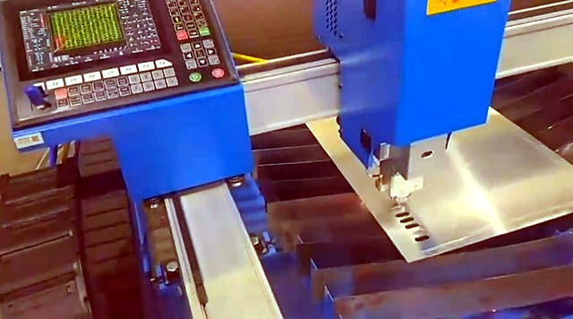 RayCUT-family head + side console over metal sheet start (SKU ask)