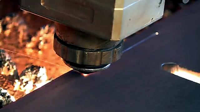 Cutting head sparks + kerf on dark plate (SKU ask)