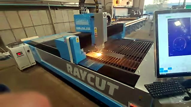 RAYCUT side brand + sparks mid multi-circle cut (SKU ask)