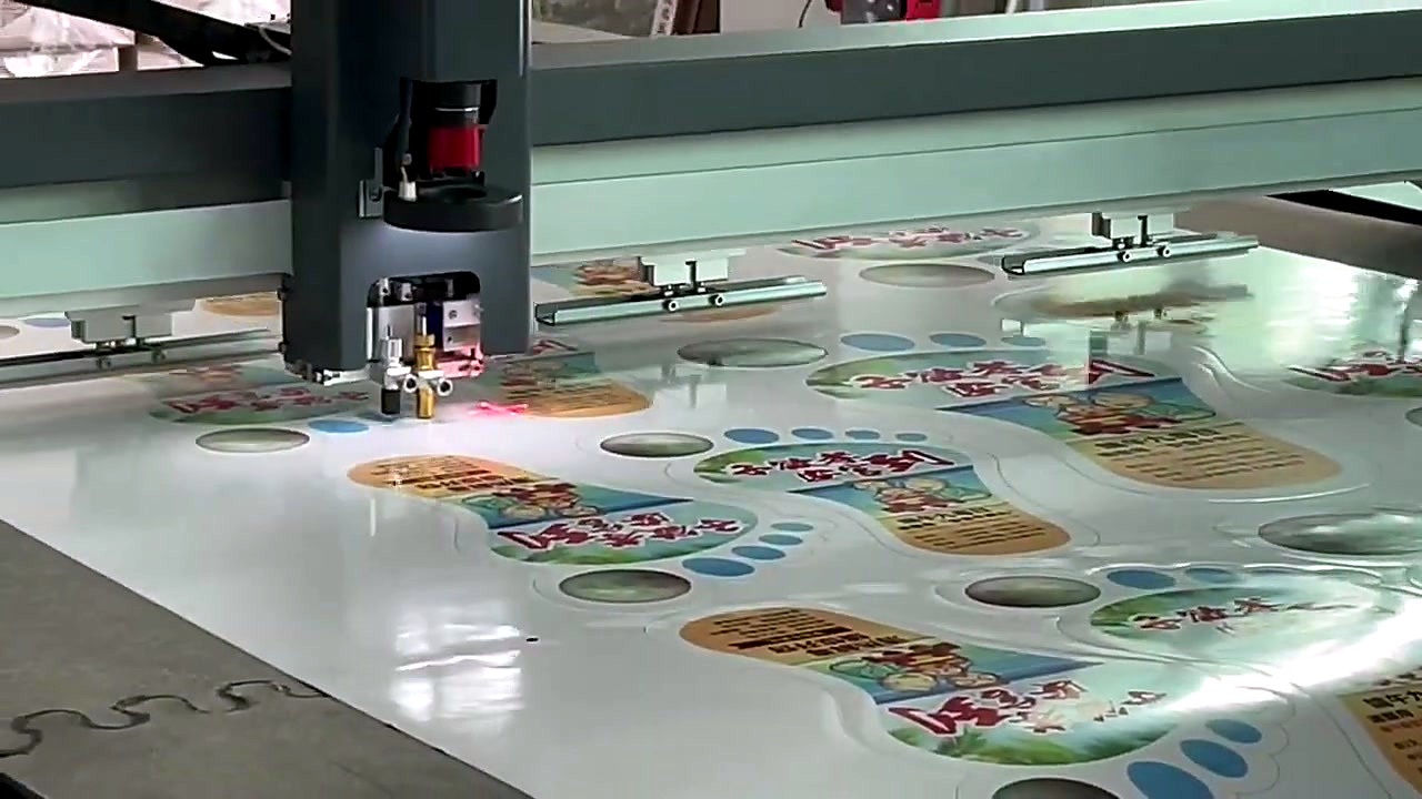 Registration LED on printed vinyl during cut (SKU ask)