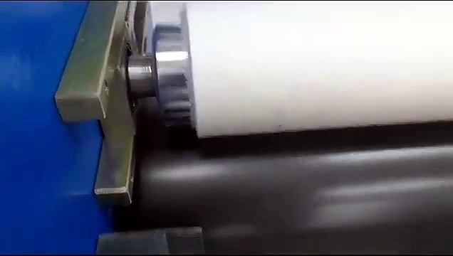 White/black nip rollers close-up (SKU ask)