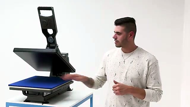 Open clamshell with blue lower platen (SKU ask)