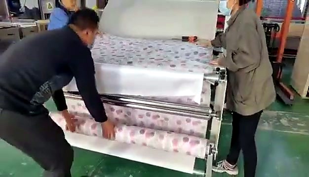 Polka sublimation paper on roller path (SKU ask)