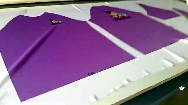WOOF-B-DOO / Top Dog logo close-up (SKU ask)