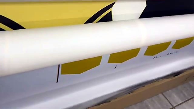 Yellow hex jersey pattern mid rollers (SKU ask)