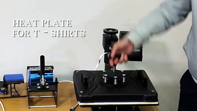Heat plate for T-shirts swing-away demo + mug/cap beside (SKU ask)