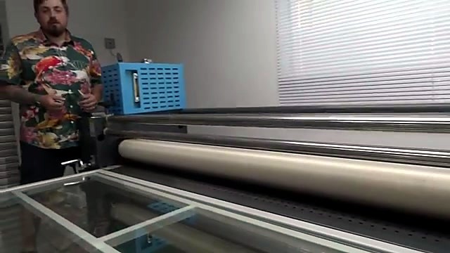 Blue oil/heater housing over roller body (SKU ask)