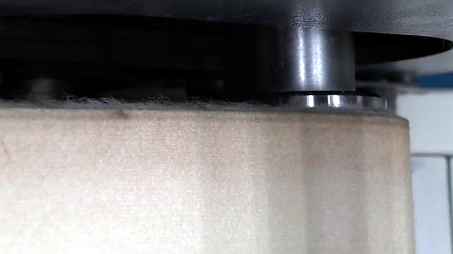 White felt mat contact on oil roller throat (SKU ask)