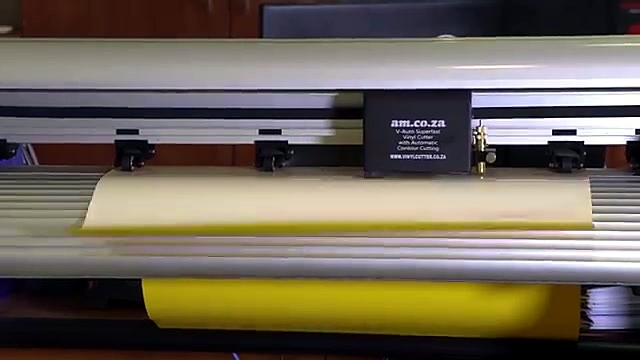am.co.za cutter + yellow HTV roll (SKU ask)