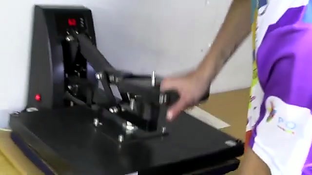 Clamshell heat press press-down on garment (SKU ask)