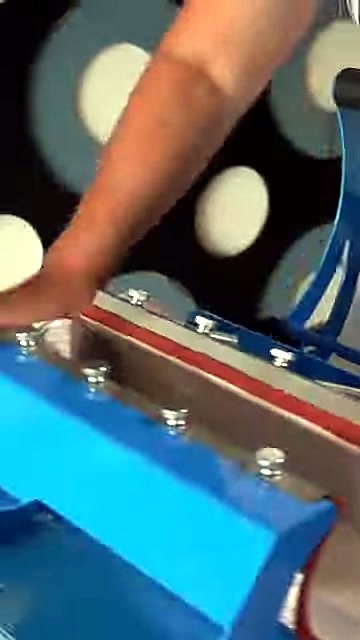 Lever clamped for tumbler sublimation cycle (SKU ask)