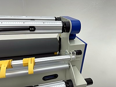 RM-1520A — Rollman Automatic 2000W Hot/Cold Laminator 1520mm