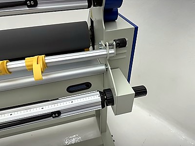 RM-1520A — Rollman Automatic 2000W Hot/Cold Laminator 1520mm