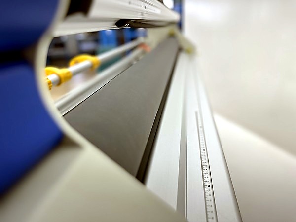 RM-1520A — Rollman Automatic 2000W Hot/Cold Laminator 1520mm