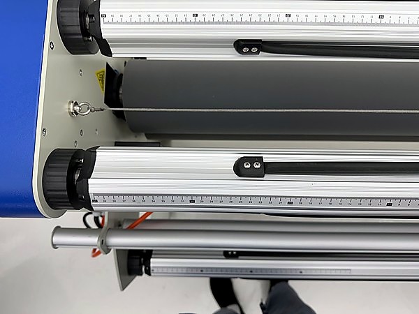 RM-1520A — Rollman Automatic 2000W Hot/Cold Laminator 1520mm