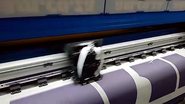 Carriage mid pass over purple uniform panels (SKU ask)