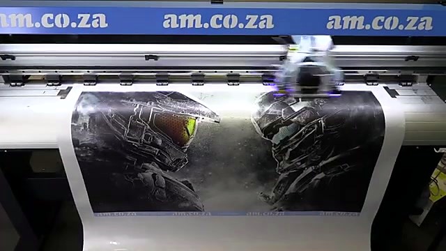 Reflective vinyl glossy exit from Hybrid UV throat (SKU ask)